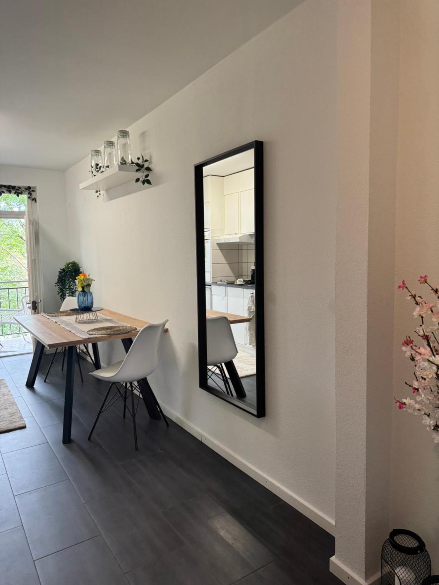 Eine Schoene Wohnung Bei Der Erlenmatte Basel Bilik gambar